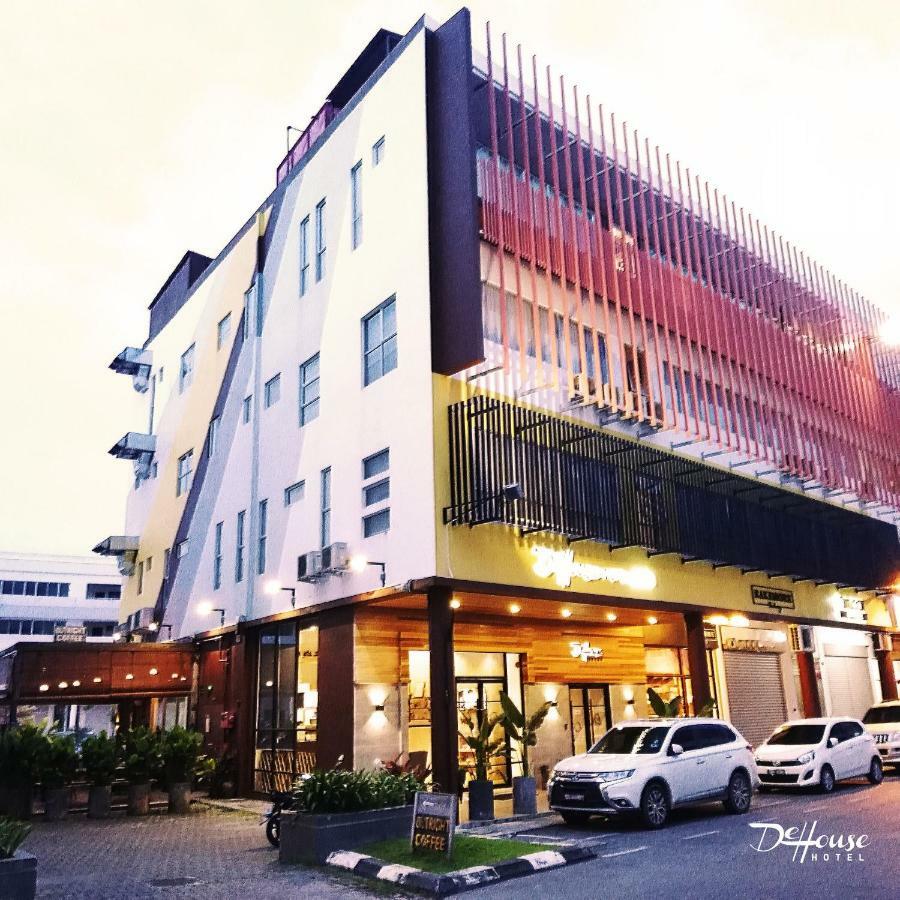 De House Hotel Sibu Exterior photo